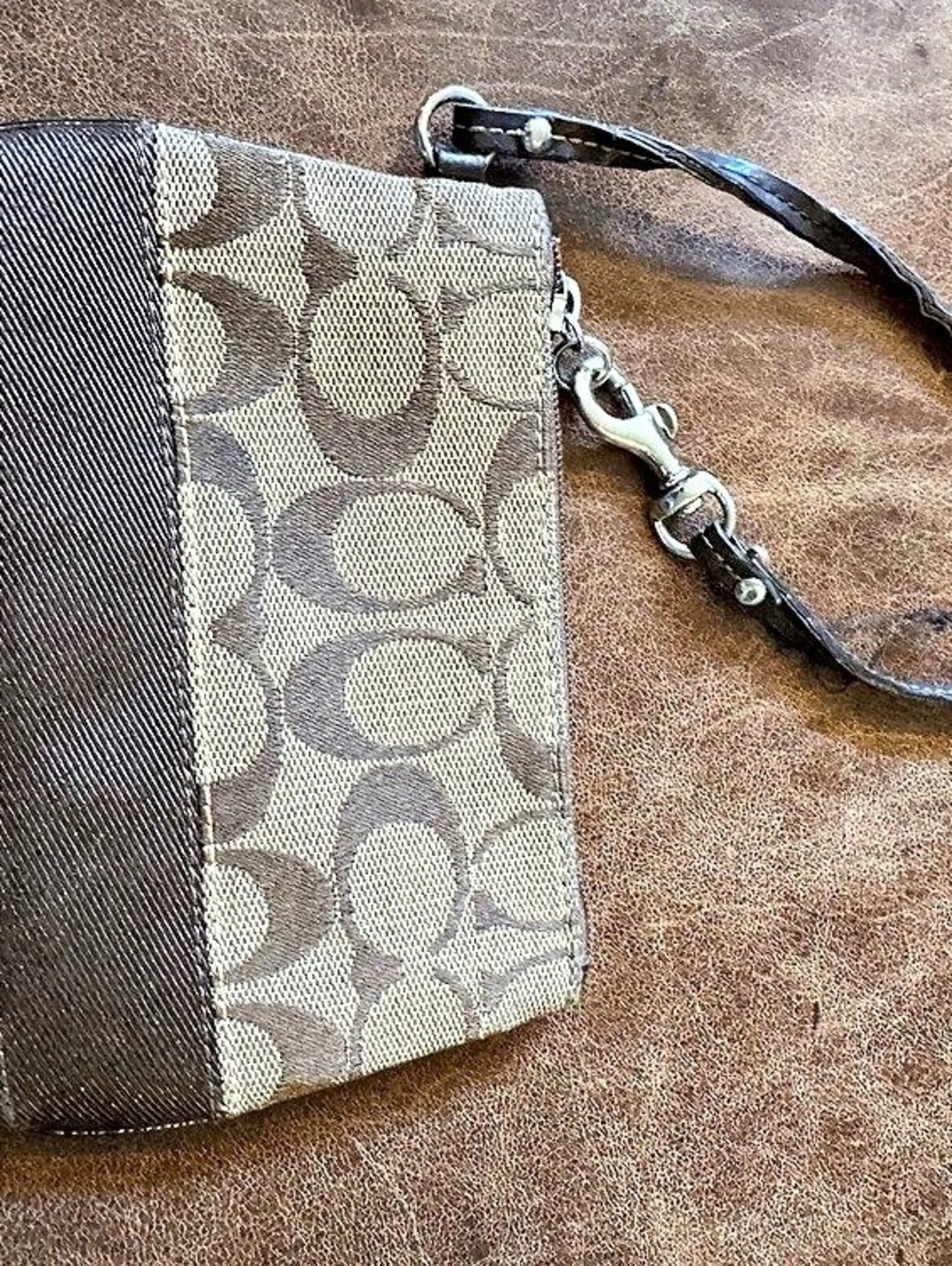 Coach Corner Zip Wristlet In Signature Canvas With Stripe